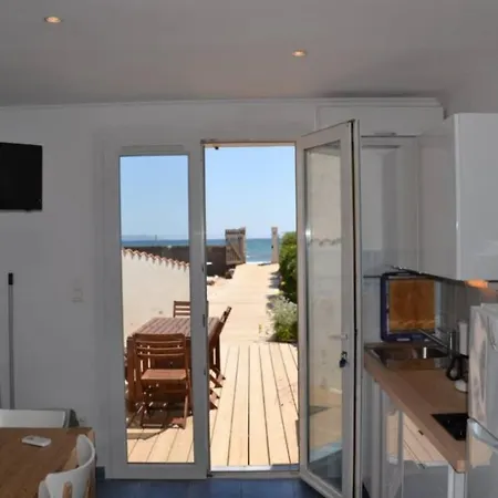 شقة 6 Personnes Vue 30 M De La Hyères