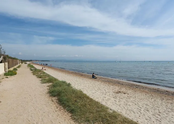 6 Personnes Vue 30 M De La Apartman