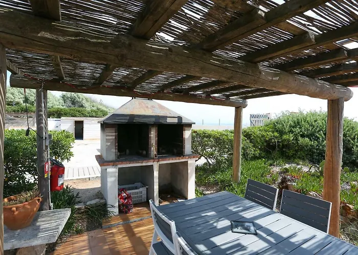 6 Personnes Vue 30 M De La *